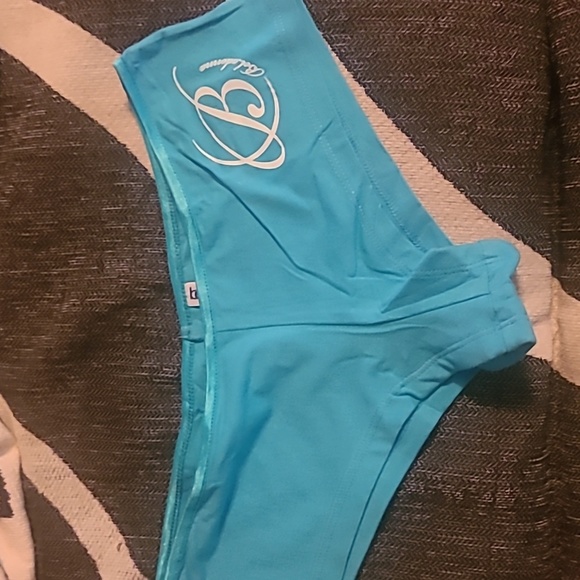 shades of love by bella Other - Shades of Love Booty Shorts sz large